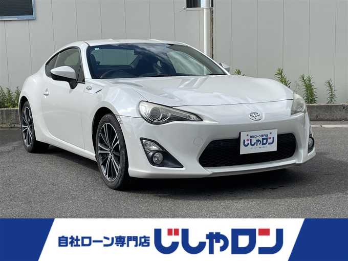 新着情報“８６GT”2012年式サテンホワイトパール入荷しました！