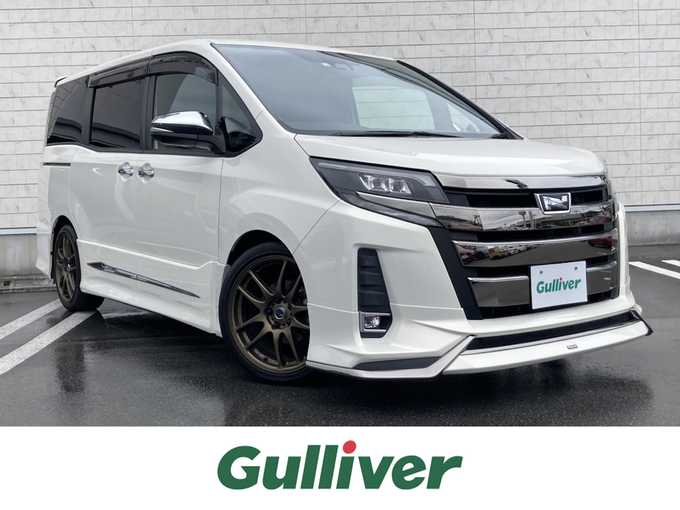 新着情報“ノアSi ダブルバイビー”2018年式ラグジュアリーホワイトパールクリスタルシャインガラスフレーク入荷しました！