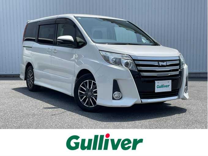 新着情報“ノアSi”2015年式ホワイトパールクリスタルシャイン入荷しました！