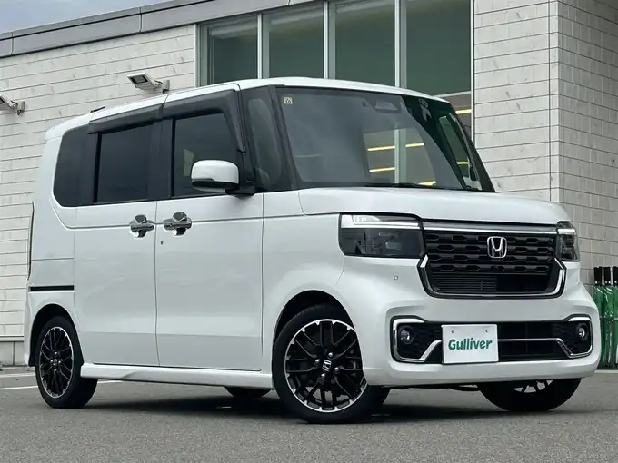 新着情報“Ｎ－ＢＯＸカスタムターボコーディネートスタイル（2トーン）”2023年式プラチナホワイトパール入荷しました！