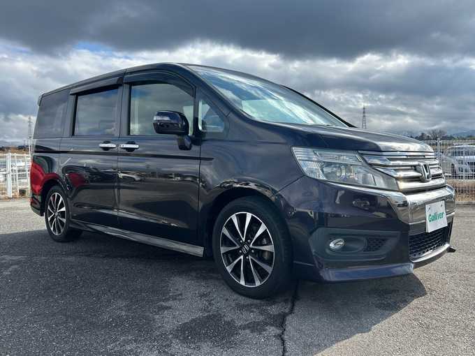 新着情報“ステップワゴンスパーダZ クールスピリット”2013年式プレミアムコスミックバイオレットパール入荷しました！