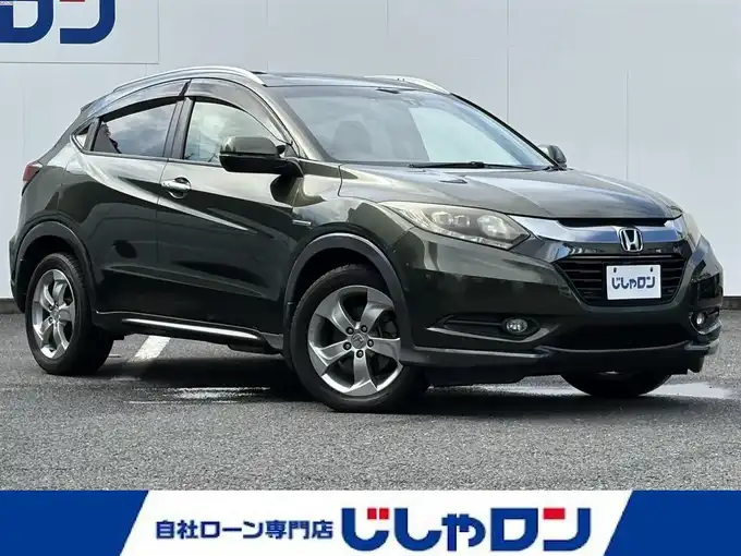 新着情報“ヴェゼルハイブリッドZ”2013年式ミスティックグリーンパール入荷しました！