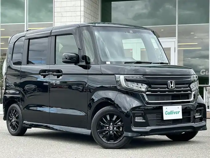 新着情報“Ｎ－ＢＯＸカスタムL特別仕様車スタイル+ブラック”2022年式クリスタルブラックパール入荷しました！