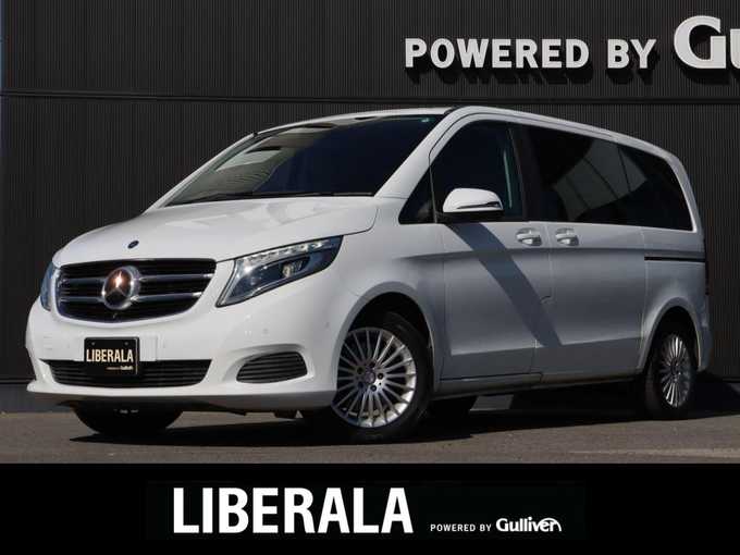 新着情報“ＶクラスV220d”2017年式ロッククリスタルホワイト入荷しました！