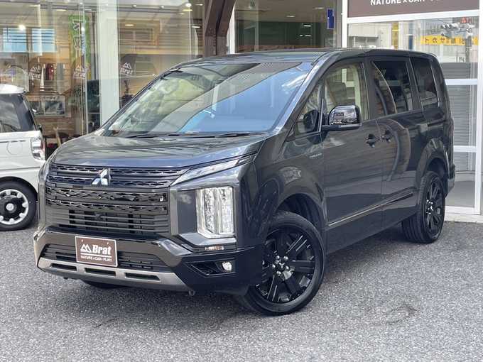 新着情報“デリカＤ：５シャモニー（電動サイドステップ装着車）”2024年式グレーⅡ入荷しました！