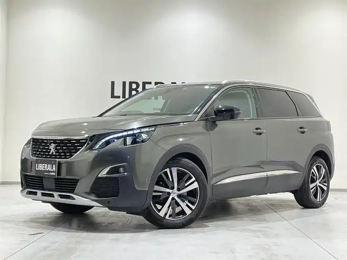 新着情報“５００８アリュール”2019年式緑入荷しました！