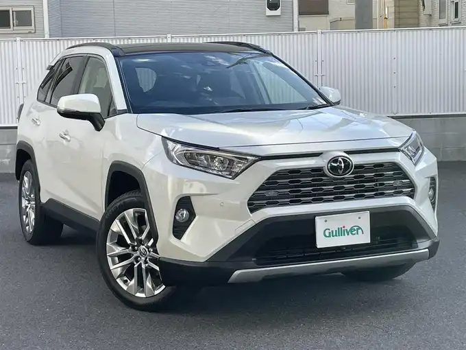 新着情報“ＲＡＶ４G Zパッケージ”2019年式ホワイトパールクリスタルシャイン入荷しました！