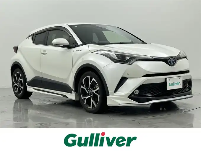 新着情報“Ｃ－ＨＲG”2019年式ホワイトパールクリスタルシャイン入荷しました！