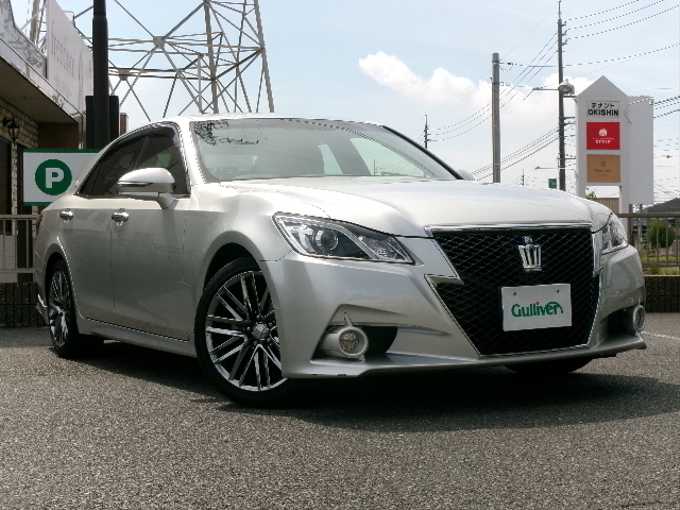 新着情報“クラウンアスリートS”2013年式プレシャスシルバー入荷しました！