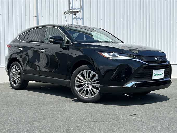 新着情報“ハリアーZ”2023年式ブラック入荷しました！