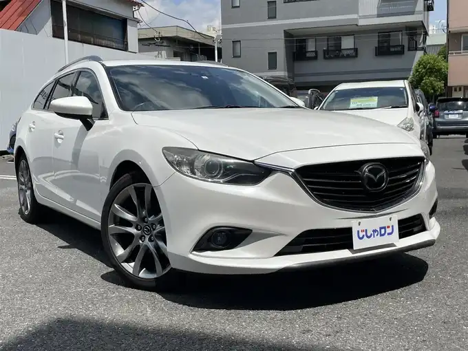 新着情報“アテンザワゴン25S Lパッケージ”2013年式スノーフレイクホワイトパールマイカ入荷しました！