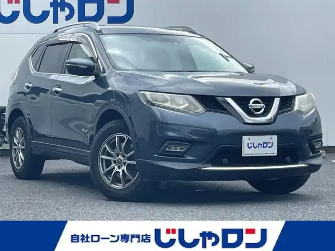 新着情報“エクストレイルモード・プレミア ハイブリッド エマージェンシーブレーキパッケージ”2015年式スチールブルー入荷しました！