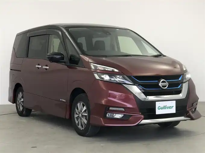 新着情報“セレナe－パワー ハイウェイスターV”2018年式マルーンレッド 2トーン入荷しました！