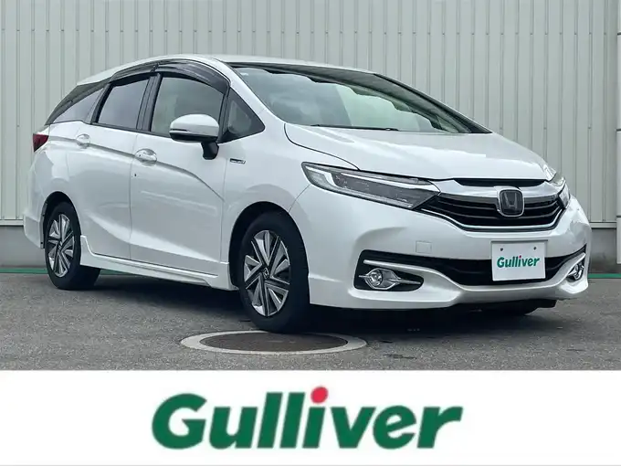 新着情報“シャトルハイブリッドX ホンダセンシング”2019年式プラチナホワイトパール入荷しました！