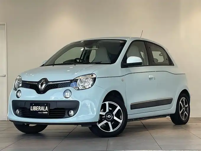 新着情報“トゥインゴインテンス”2016年式ライトブルー入荷しました！