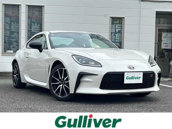 新着情報“ＧＲ８６SZ”2024年式クリスタルホワイトパール入荷しました！