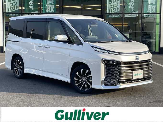 新着情報“ヴォクシーハイブリッドS－Z”2022年式ホワイトパールクリスタルシャイン入荷しました！