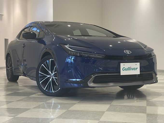 新着情報“プリウスZ”2023年式ダークブルー入荷しました！