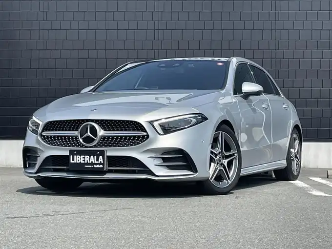 新着情報“ＡクラスA180 エディション1”2018年式イリジウムシルバー入荷しました！