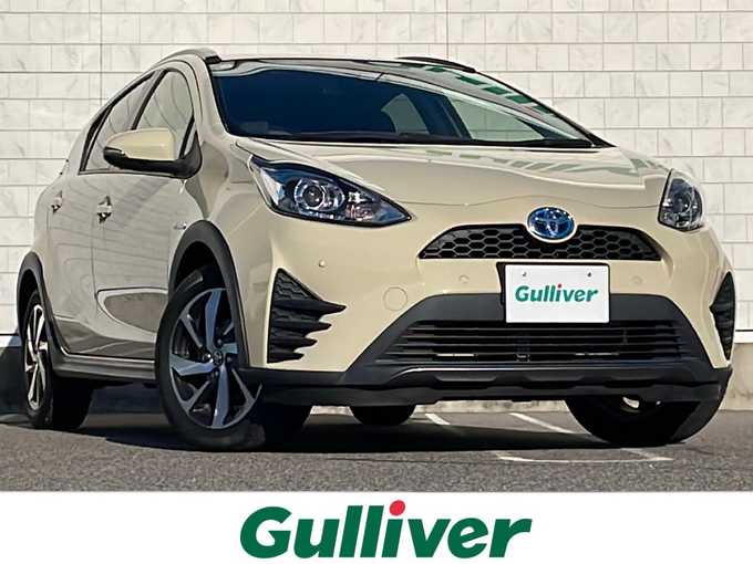 新着情報“アクアクロスオーバー”2018年式ベージュ入荷しました！