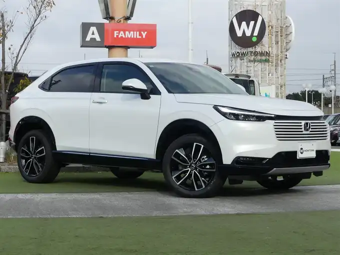 新着情報“ヴェゼルe:HEV Z”2025年式プラチナホワイトパール入荷しました！