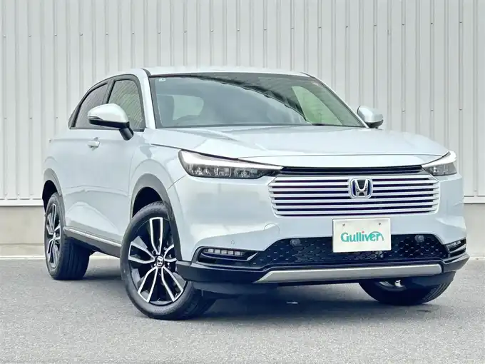 新着情報“ヴェゼルe:HEV Z”2025年式プレミアムサンライトホワイトパール入荷しました！