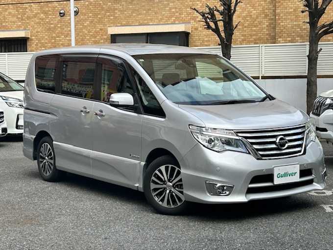 新着情報“セレナハイウェイスター Vセレクション+セーフティⅡ S－ハイブリッド”2015年式ブリリアントシルバー入荷しました！