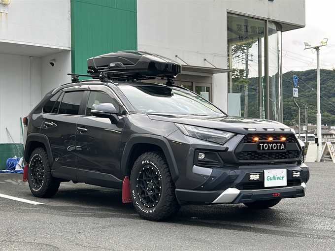 新着情報“ＲＡＶ４ハイブリッドアドベンチャー”2023年式グレーメタリック入荷しました！