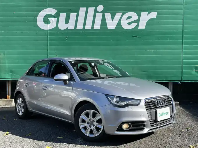 新着情報“Ａ１スポーツバック1．4TFSI”2014年式フローレットシルバーM入荷しました！