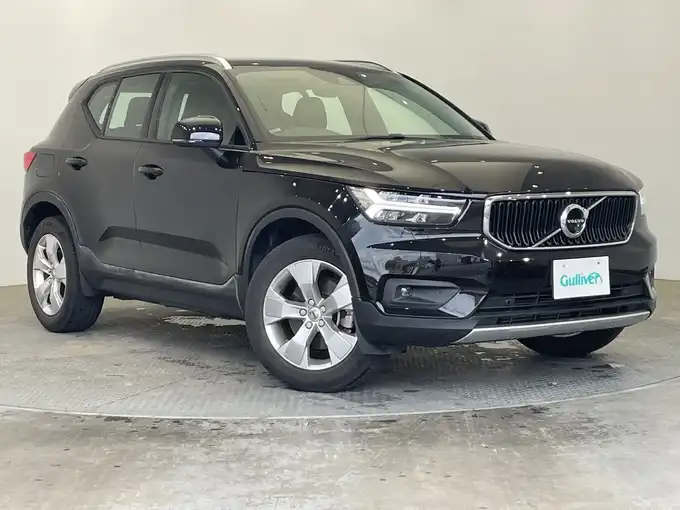 新着情報“ＸＣ４０T4 モメンタム”2019年式ブラック入荷しました！
