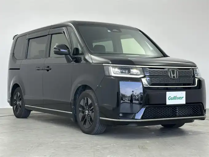 新着情報“ステップワゴンe:HEVスパーダ”2022年式クリスタルブラックパール入荷しました！
