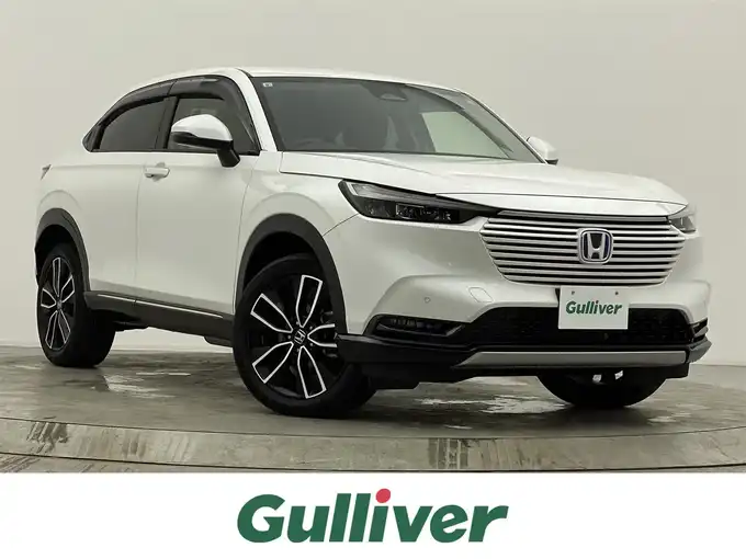 新着情報“ヴェゼルe:HEV Z”2021年式プラチナホワイトパール入荷しました！