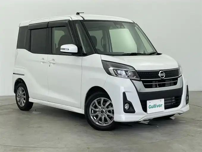 新着情報“デイズルークスハイウェイスター Xターボ”2017年式ホワイトパール入荷しました！