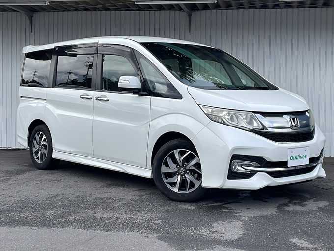 新着情報“ステップワゴンスパーダスパーダ ホンダセンシング”2016年式ホワイトオーキッドパール入荷しました！