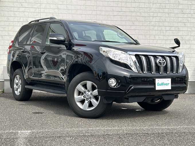 新着情報“ランドクルーザープラドTX”2015年式ブラック入荷しました！