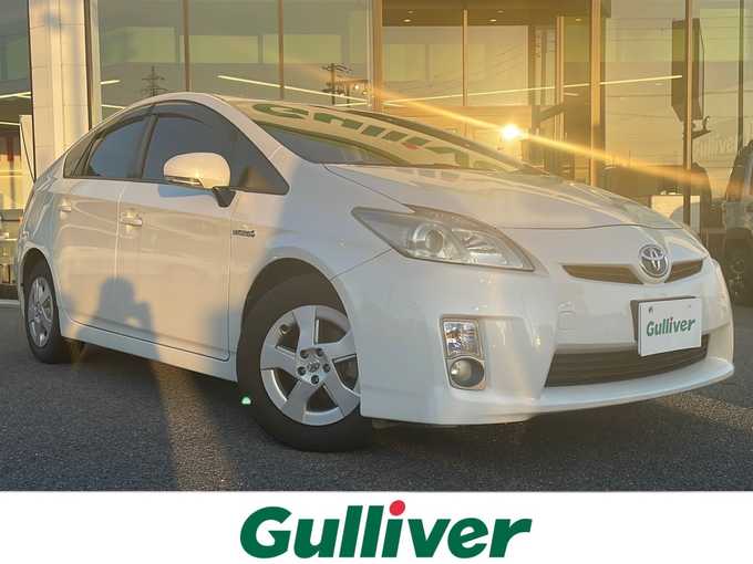 新着情報“プリウスS”2010年式ホワイトパールクリスタルシャイン入荷しました！