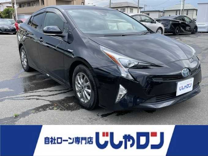 新着情報“プリウスS”2016年式アティチュードブラックマイカ入荷しました！