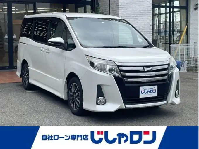 新着情報“ノアSi”2014年式ホワイトパールクリスタルシャイン入荷しました！
