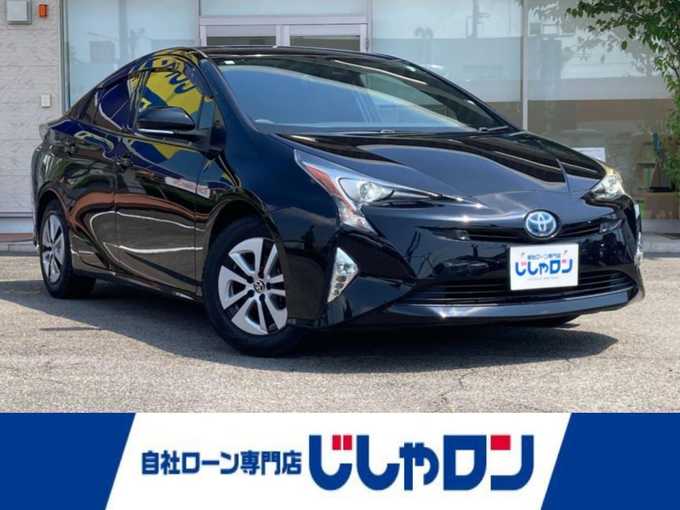 新着情報“プリウスA”2017年式アティチュードブラックマイカ入荷しました！
