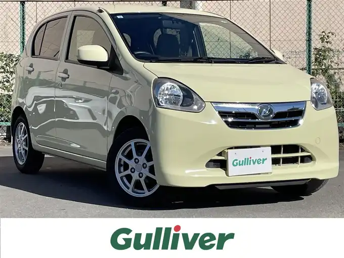 新着情報“ミライースX メモリアルエディション”2013年式コットンアイボリー入荷しました！