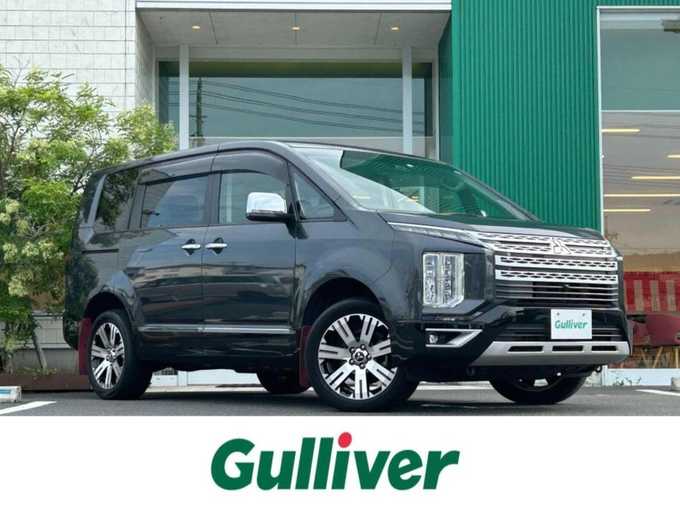 新着情報“デリカＤ：５P”2022年式グラファイトグレーメタリック/ブラックマイカ入荷しました！