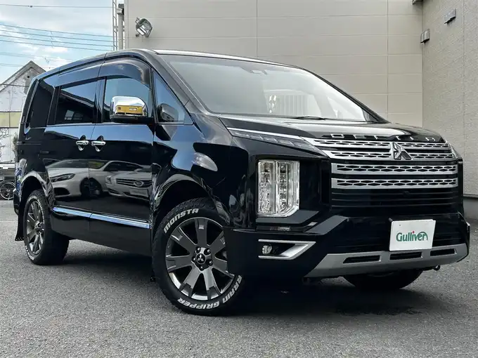新着情報“デリカＤ：５P”2023年式アメジストブラック入荷しました！