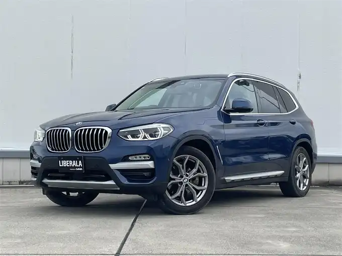 新着情報“Ｘ３ミッドナイトエディション”2020年式ファイトニックブルー入荷しました！