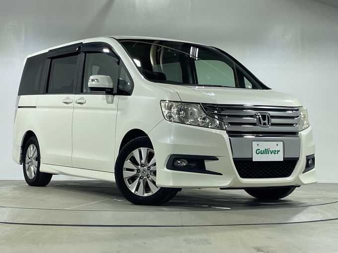 新着情報“ステップワゴンスパーダZ”2011年式プレミアムホワイトパール入荷しました！