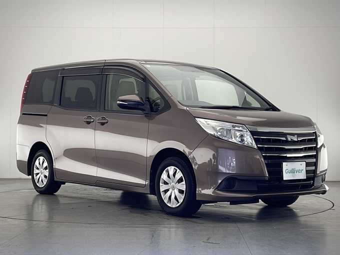 新着情報“ノアX”2015年式ダークシェリーマイカM入荷しました！