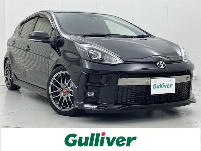 新着情報“アクアG GRスポーツ・17インチパッケージ”2021年式ブラックマイカ入荷しました！