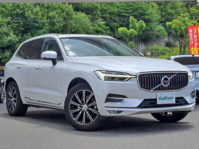 新着情報“ＸＣ６０D4 AWD インスクリプション”2020年式クリスタルホワイトP入荷しました！