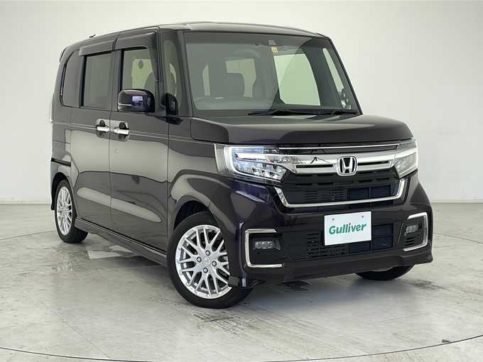 新着情報“Ｎ－ＢＯＸカスタムLターボ”2022年式プレミアムベルベットパープル・パール入荷しました！