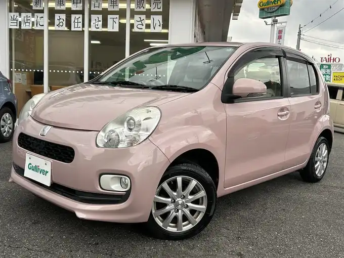 新着情報“パッソプラスハナ”2015年式ムースピンクP入荷しました！