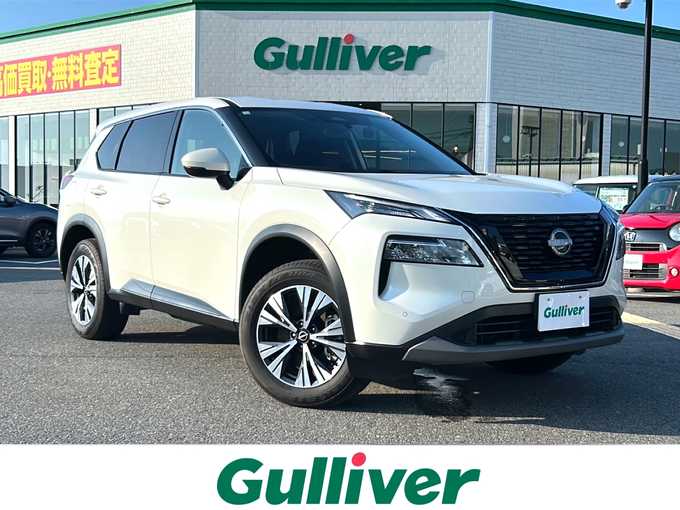 新着情報“エクストレイルX e－4ORCE”2023年式ブリリアントホワイトパール入荷しました！